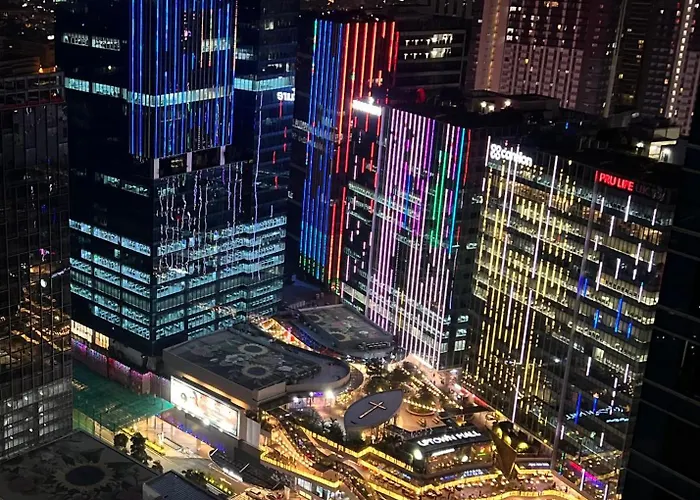 Luxury 120sqm Uptown Bgc With Spectacular Balcony View Manila