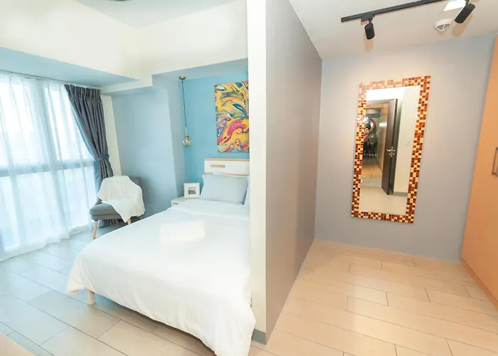 Apartment Luxury 120sqm Uptown Bgc With Spectacular Balcony View Manila